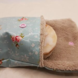 Pochettes savons tissus enduit ou wax avec savons